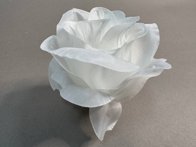 Бутон раскрытый "Поль" 317