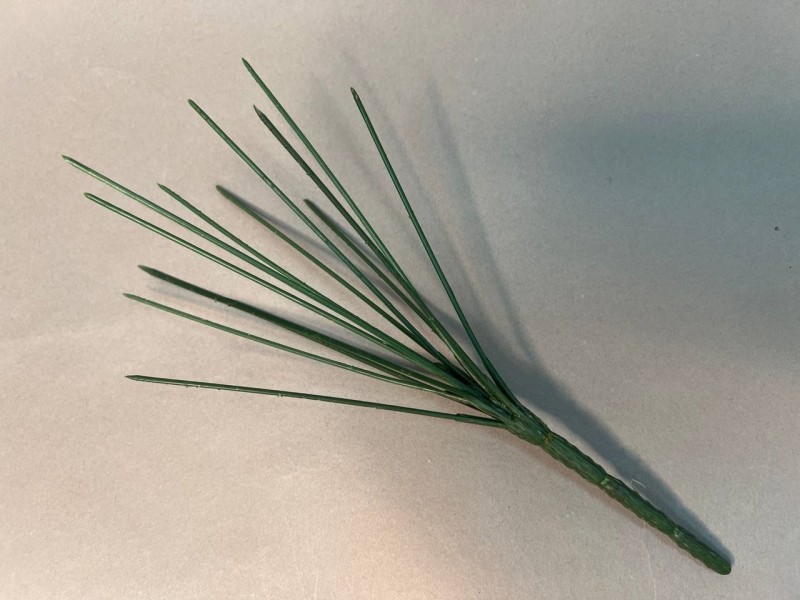 Подбукетник без листа   М13/27