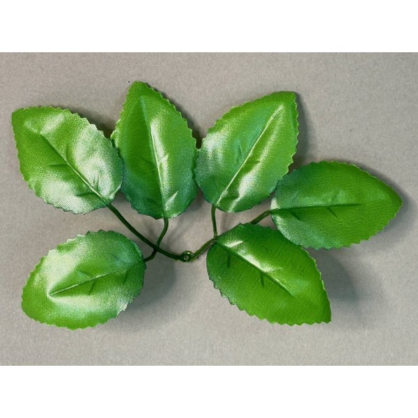 64.120 Лист розы 6-ка светлый 