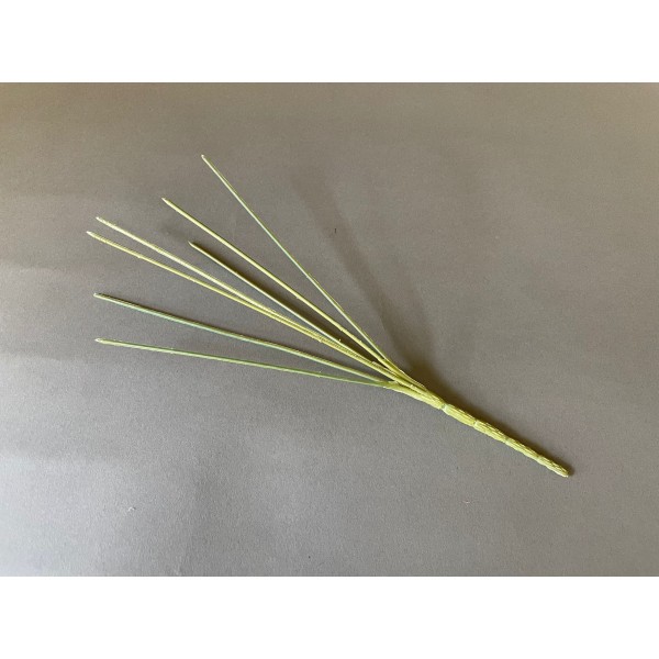 Подбукетник без листа  М7/32